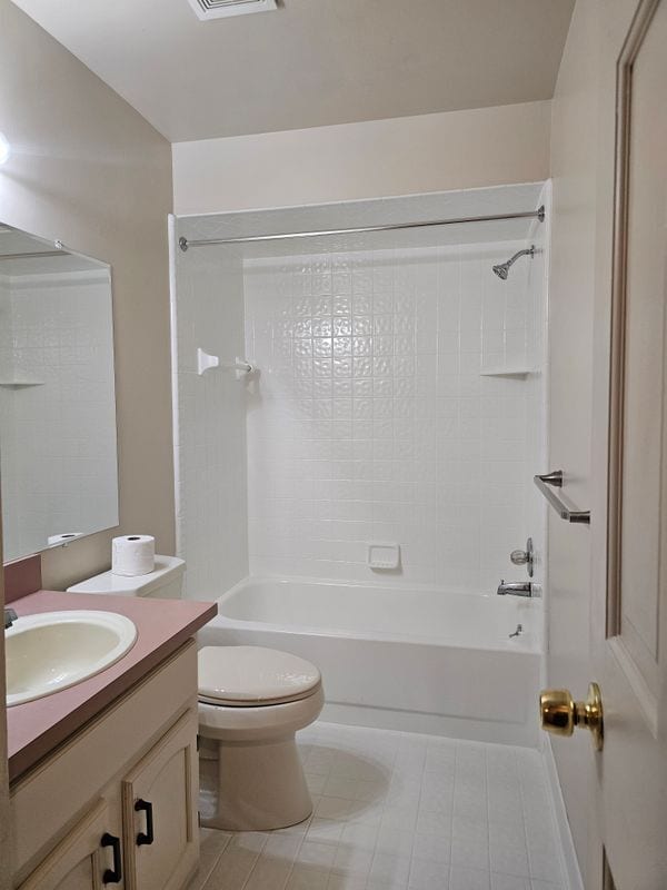 29936 Utica Rd in Roseville, MI - Foto de edificio - Building Photo