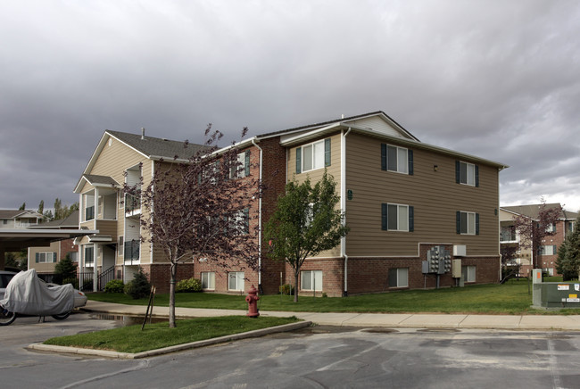 Cambridge Crossing Apartments in South Weber, UT - Building Photo - Building Photo