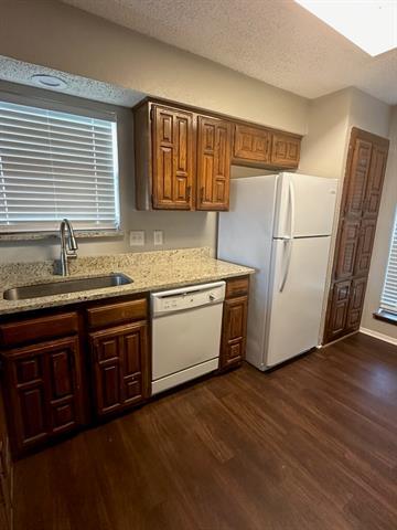 1605 Hartford Dr in Carrollton, TX - Building Photo - Building Photo