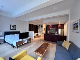 40 Fay St in Boston, MA - Building Photo