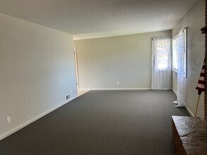 2015 Miles Ave in Billings, MT - Building Photo - Building Photo