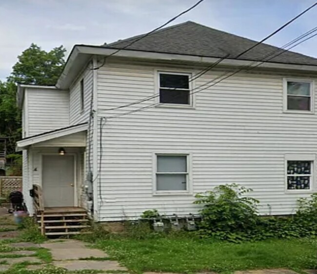 6 N 4th St, Unit 1 in Fulton, NY - Building Photo - Building Photo