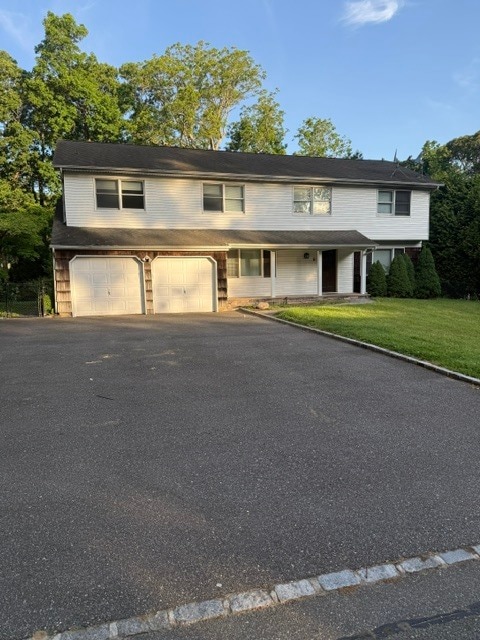 property at 8 Tobi Ln