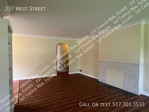 237 West St in Lansing, MI - Building Photo - Building Photo