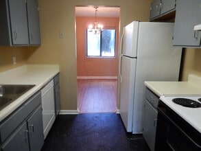 303 S Lipona Rd in Tallahassee, FL - Building Photo - Building Photo