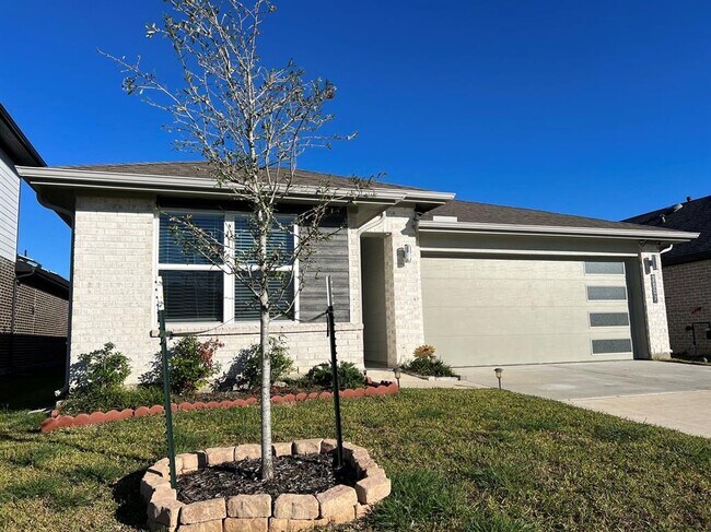 7007 Fleetwood Crescent Wy in Richmond, TX - Building Photo - Building Photo