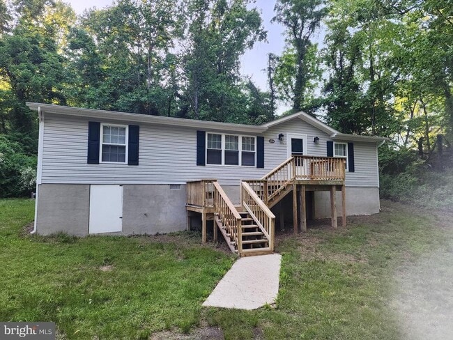 22848 Our Ladys Ln in Lexington Park, MD - Building Photo - Building Photo