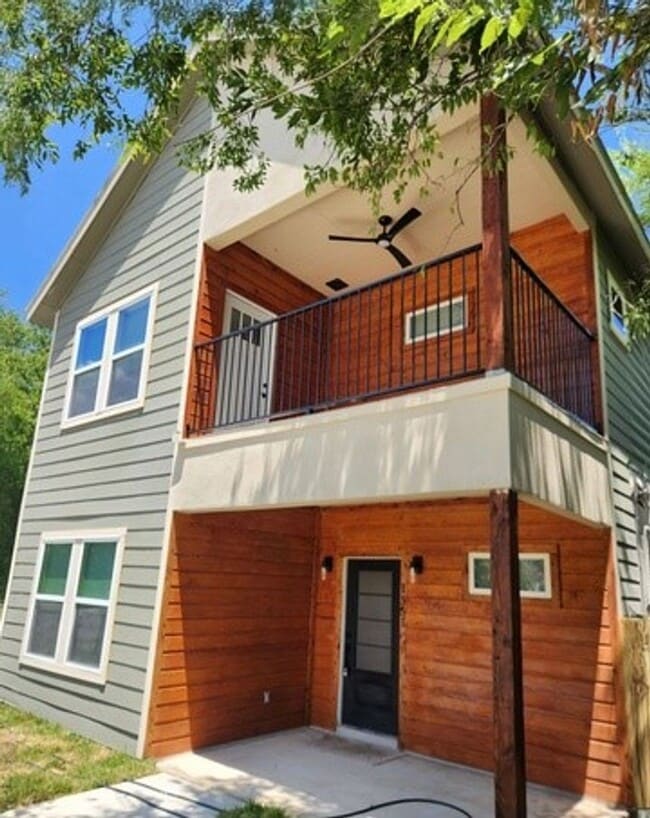 property at 1551 Paso Hondo St