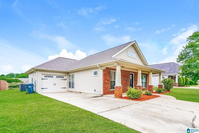149 Rossburg Dr in Calera, AL - Building Photo - Building Photo
