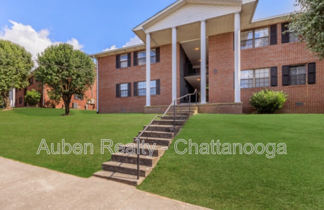 112 S Ridge Dr in Woodbury, TN - Building Photo - Building Photo