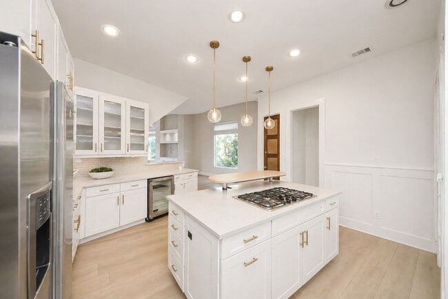 property at 1610 Calumet St