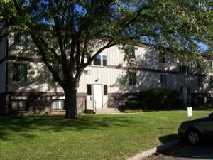 520 Hanna Ct in Loves Park, IL - Foto de edificio - Building Photo