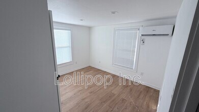 2617 Sam Wilson St in Houston, TX - Building Photo - Building Photo