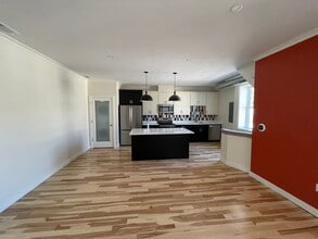 1306 Pennsylvania Ave, Unit A in Monaca, PA - Building Photo - Building Photo