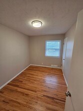 6080 Ellison Ave in Omaha, NE - Building Photo - Building Photo