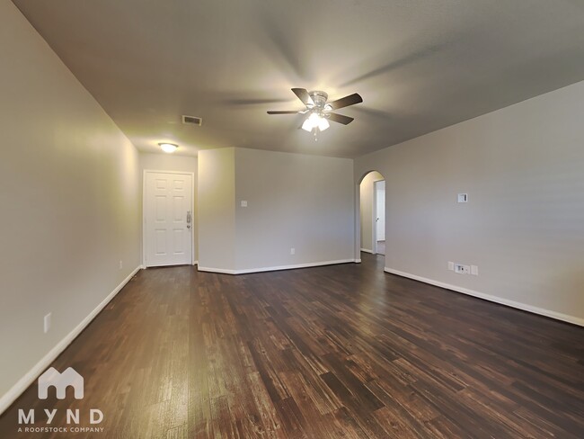 4330 Medina River Loop in Spring, TX - Building Photo - Building Photo