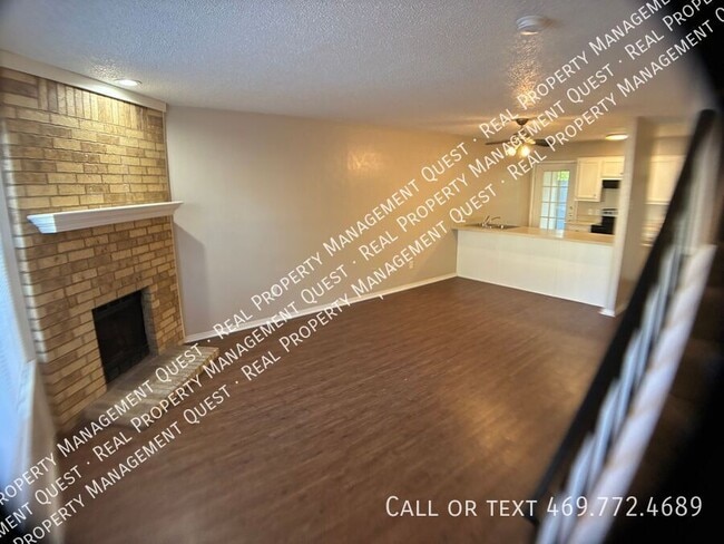 143 Austin Stone Dr in Duncanville, TX - Building Photo - Building Photo