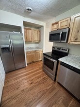417 Neely Rd in Brevard, NC - Building Photo - Building Photo