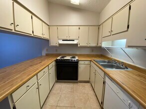 2362 Hartsfield Way in Tallahassee, FL - Building Photo - Building Photo