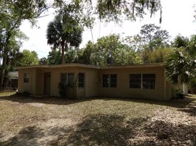 539 N Sparkman Ave in Orange City, FL - Building Photo