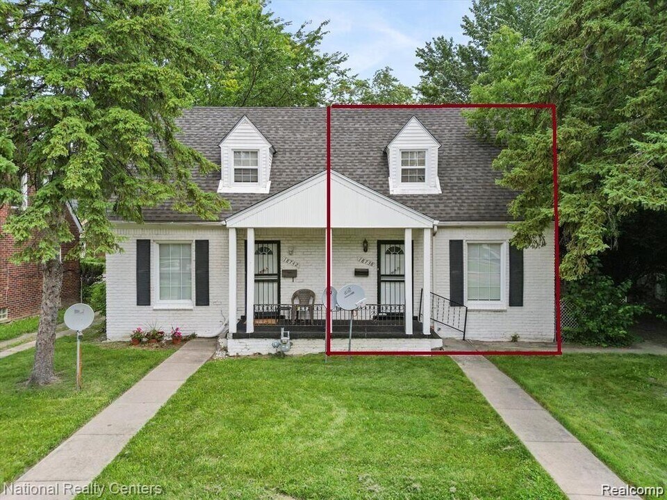 18738 Morang Ave in Detroit, MI - Building Photo