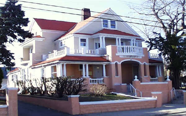 168-176 Chelsea Ave in Long Branch, NJ - Building Photo - Building Photo