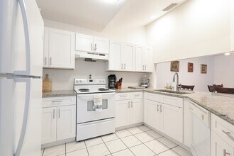 13968 Morning Glory Dr in Wellington, FL - Building Photo - Building Photo