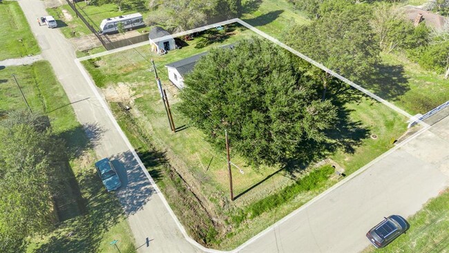 1710 Valleyview Dr in La Porte, TX - Building Photo - Building Photo