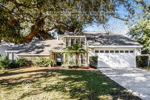 1074 Windsong Cir in Apopka, FL - Building Photo