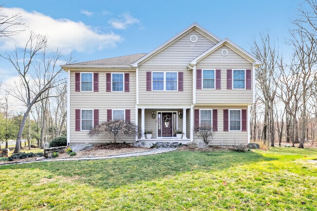 1620 N Peters Ln in Stratford, CT - Building Photo - Building Photo