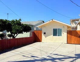494 Meek Ave in Hayward, CA - Building Photo