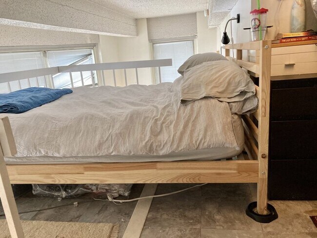 61 Brookline Ave, Unit 403 in Boston, MA - Foto de edificio - Building Photo