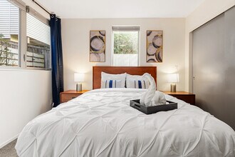 2214 E Terrace St, Unit SI ID1324832P in Seattle, WA - Foto de edificio - Building Photo