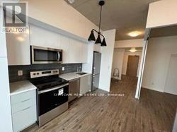 7 Erie Ave in Brantford, ON - Building Photo - Building Photo