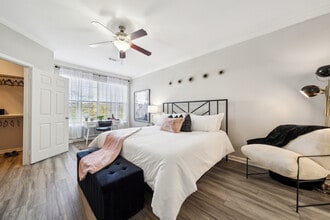 The Atlantic Stone Oak in San Antonio, TX - Foto de edificio - Building Photo