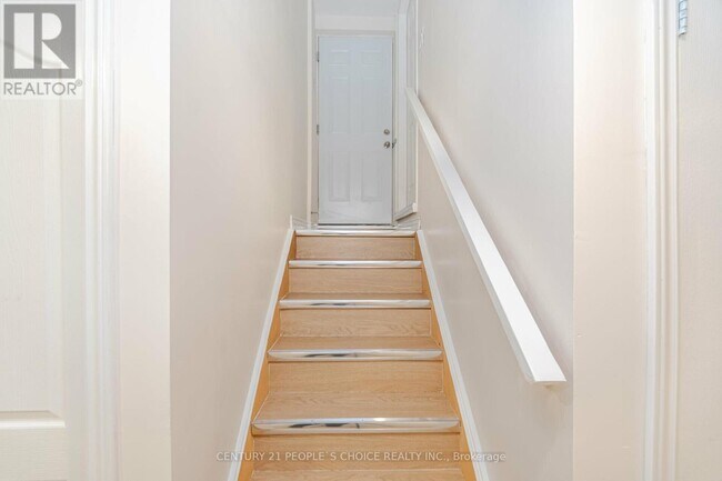 5654 Dolmite Heights in Mississauga, ON - Building Photo - Building Photo
