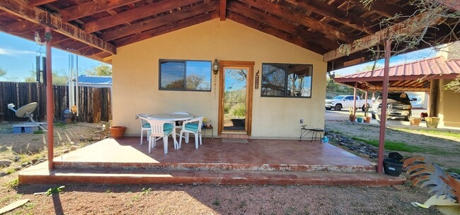 property at 27675 AZ-89