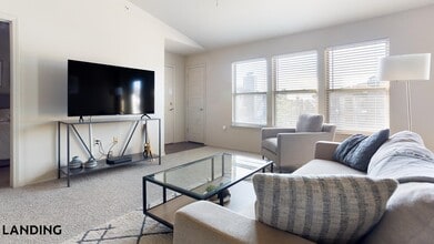 701 W 101st Pl S in Jenks, OK - Building Photo - Building Photo