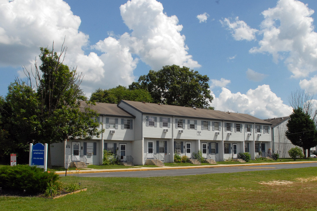 Walnut Villas in Vineland, NJ - Foto de edificio