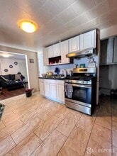 136 Broad St in Perth Amboy, NJ - Building Photo - Building Photo