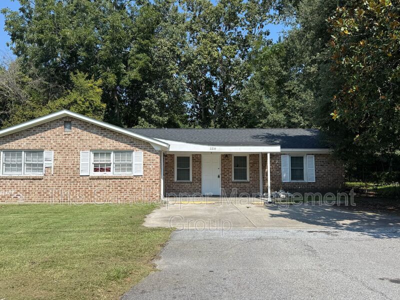 2214 Van Buren Ave in North Charleston, SC - Building Photo