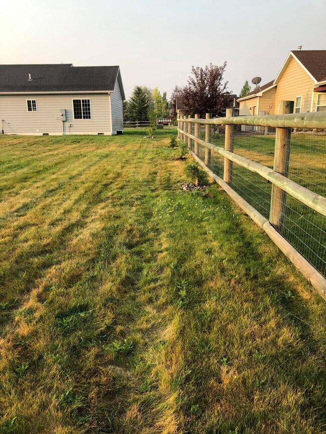 53 W Tobiano Trl in Belgrade, MT - Building Photo - Building Photo