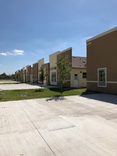 2104-2116 Garden Ridge Dr in Edinburg, TX - Building Photo - Other