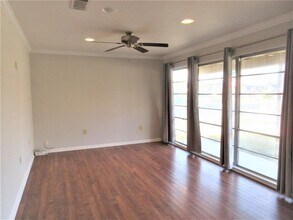 2609 Hancock Dr in Austin, TX - Building Photo - Building Photo