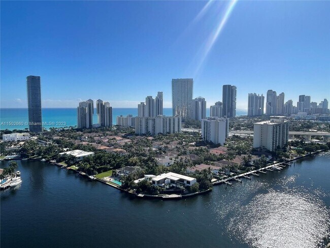 19707 Turnberry Way, Unit 25D in Aventura, FL - Foto de edificio - Building Photo