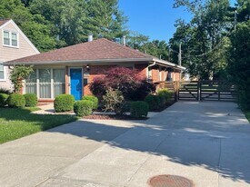 2383 Clarendon Ave in Louisville, KY - Building Photo