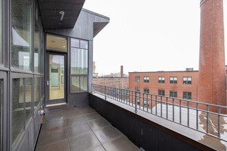 490 Harrison Ave, Unit 503 in Boston, MA - Building Photo - Building Photo