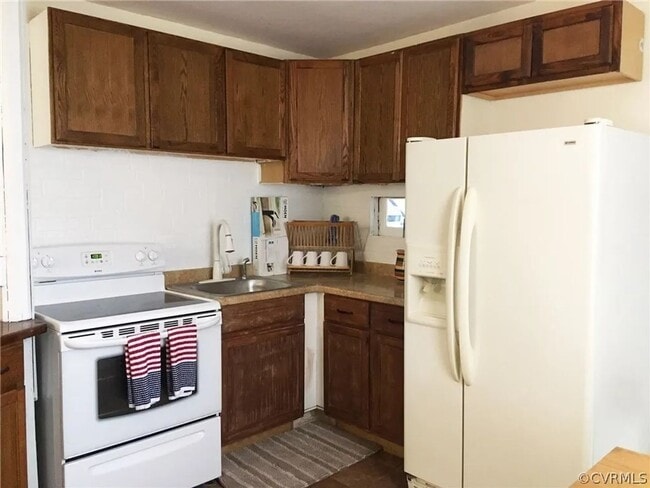 701 Yorkshire Dr in Richmond, VA - Building Photo - Building Photo