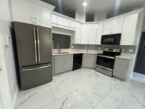 920 Kingfisher Dr in Haines City, FL - Foto de edificio - Building Photo