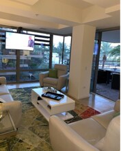 7137 E Rancho Vista Dr, Unit 4001 in Scottsdale, AZ - Building Photo - Building Photo